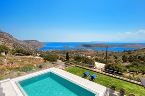 Villa Lela Seaview image