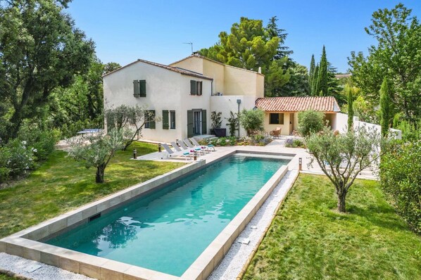 Villa Les Pins Ensoleilles image