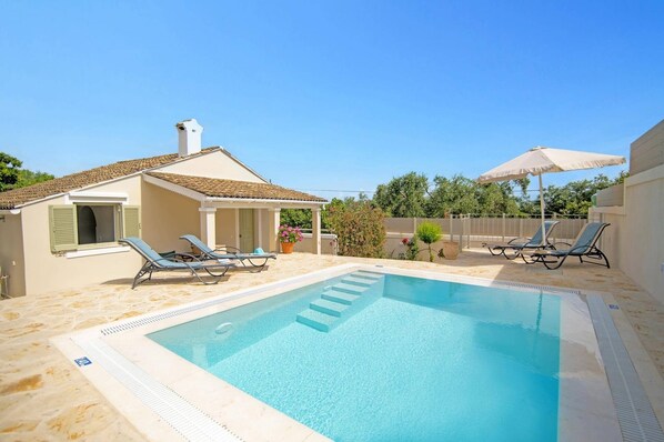 Villa Petroula image