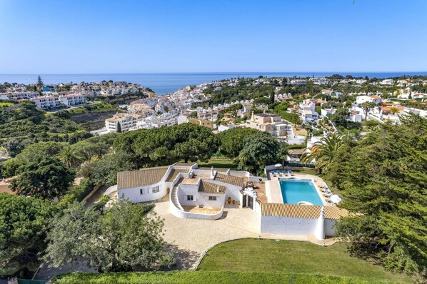 Villa Pinehill image