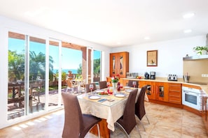 Villa Mirasol image