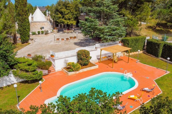 Villa Trullo Lumise image