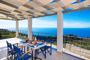 Villa Drimonas Erato image