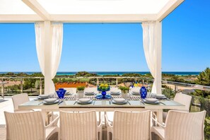 Villa Paradise Son Bou image