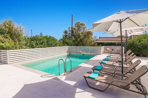 Villa Meredith image