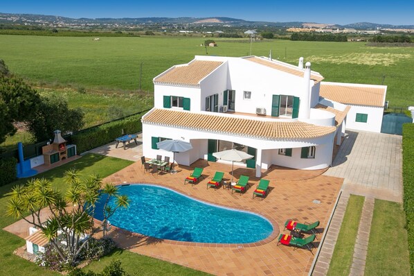 Villa Sandra image