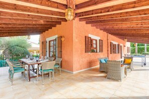 Villa Murtaretas image