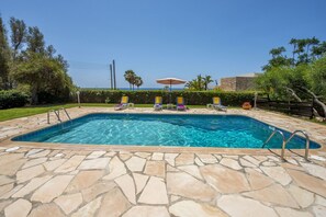 Villa Oniro image