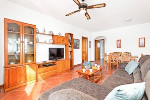 Villa Toymi image