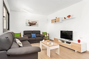Villa Mar Blanes image