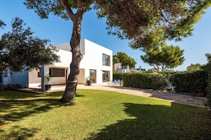 Villa Mar Blanes image