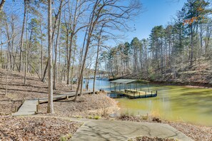 Private Backyard Dock | Self Check-In | 4 Mi to Fair Play Beach Park & Boat Ramp