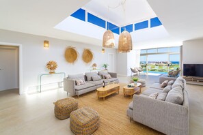 Villa Opal image