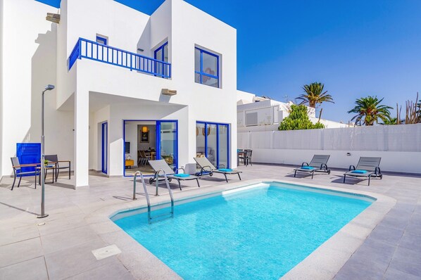 Villa Montalban image