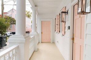Entry to Unit