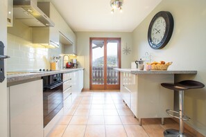Separate kitchen