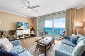 Living Room With Gorgeous Views & Queen Sleeper Sofa