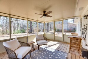 Screened Deck | Dining Area