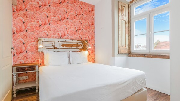 Unwind is this bedroom adorned with vibrant wallpaper and repurposed classical furniture.
#decor #comfort #portugal #pt #lisbon