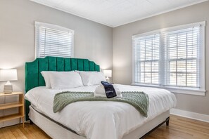 Bedroom 2 - Main Floor