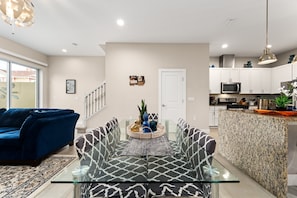 Comfortable areas to enjoy with your family and friends!