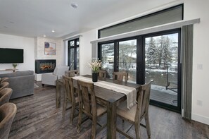 Dining area off the kitchen.