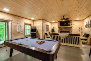 Game Room | Basement | Gas Fireplace | Arcade Machine w/ 60 Games | Board Games