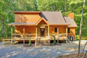 Exterior | Furnished Porch | Deck & Balcony | Fire Pit