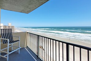 Private balcony on the 7th floor boasts with stretching views of the World's Most Famous Beach!