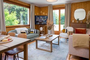 Spacious living room with balcony access