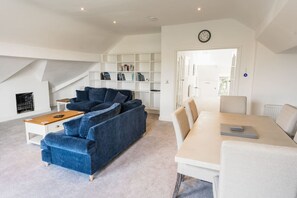 Open Plan Living/Dining Area: combining comfort, light and space, the living area gives your guests the ideal area to recline and socialise.
