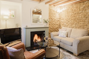 Orchard Cottage Sitting Room - StayCotswold