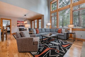 13087 Fairway Dr Truckee CA-print-035-027-Living Room-3360x2240-300dpi