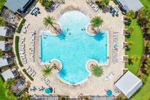 Look at this pool