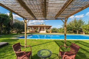 Rural house, 6 people + children, Búger, Mallorca. XXL pool, BBQ.