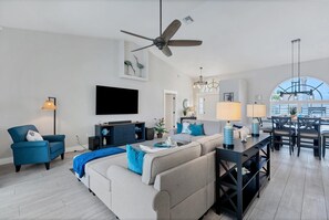 This villa has a total of 3 bedrooms.