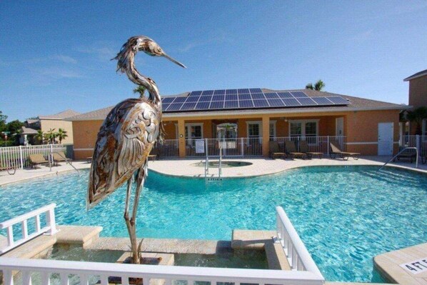 Beautiful 3 bed 3 bath townhome located in Serenity