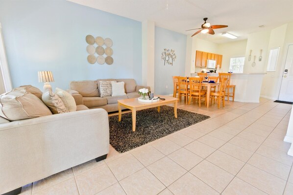 Living /Dining Area