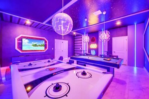 Spielezimmer