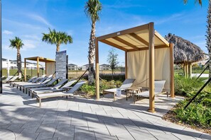 Beautiful 4 bed 3 bath townhome located in Champions Gate Resort