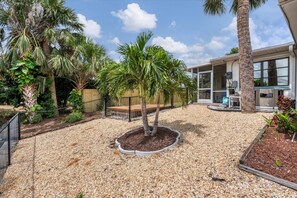 Beautiful 3 bed 2 bath villa located in Charlotte Harbor Area