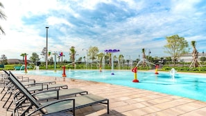 Beautiful 2 bed 2 bath condo located in Storey Lake Resort