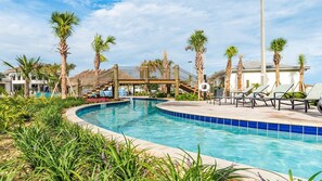 Beautiful 2 bed 2 bath condo located in Storey Lake Resort