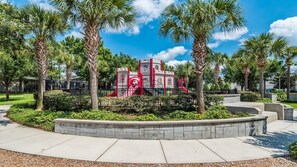Beautiful 3 bed 3 bath townhome located in Windsor Hills Resort