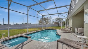 Beautiful 4 bed 3 bath villa located in Windsor Palms Resort