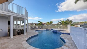 Beautiful 3 bed 3 bath villa located in Charlotte Harbor Area