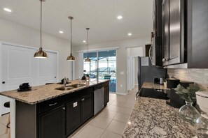 Kitchen (Angle)