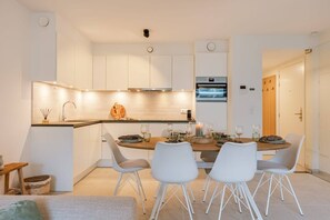 Brand new open kitchen with all modern amenities