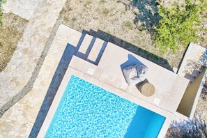 Utomhuspool