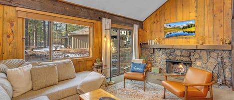 Living Room - Living Room